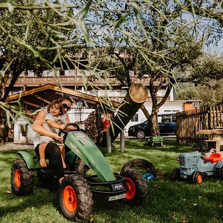 Отель Wessner Hof & Restaurant Марквартштайн